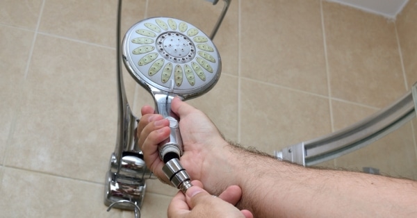 התקנת מקלחת